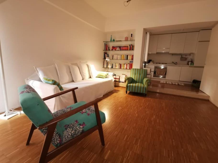 New Cosy Apartment Near To Petruzzelli Theatre Bari Exterior photo