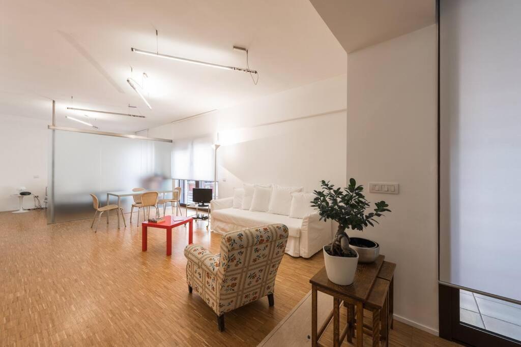 New Cosy Apartment Near To Petruzzelli Theatre Bari Exterior photo