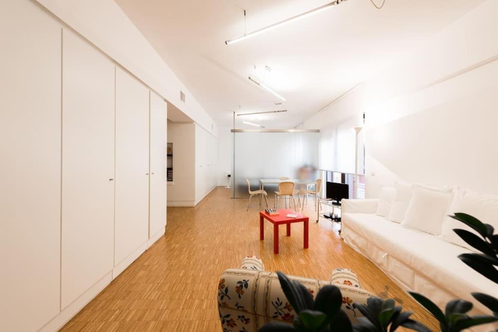 New Cosy Apartment Near To Petruzzelli Theatre Bari Exterior photo